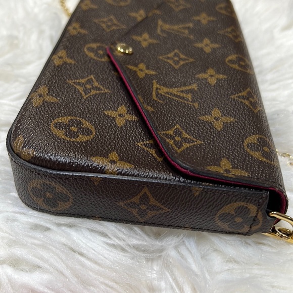Authentic Louis Vuitton Pochette Felicie - Picture 9 of 14
